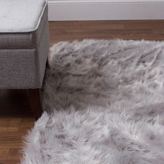 Fluffy Carpet Gray.